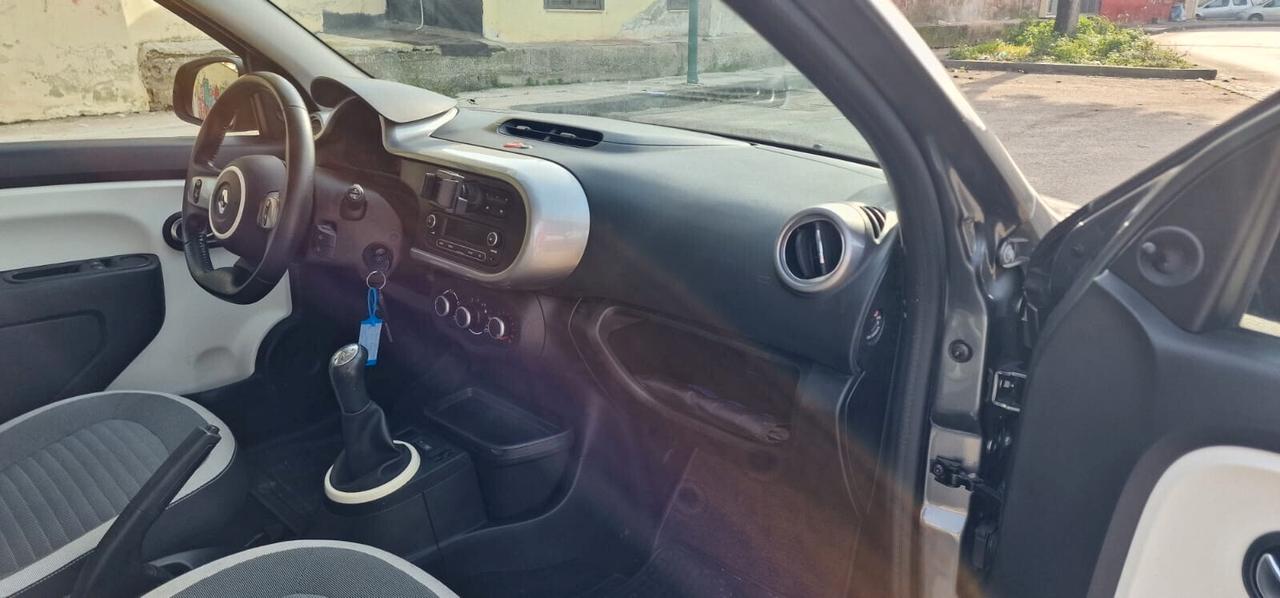 Renault Twingo 1.0 70CV LIMITED SOLI 52.000km