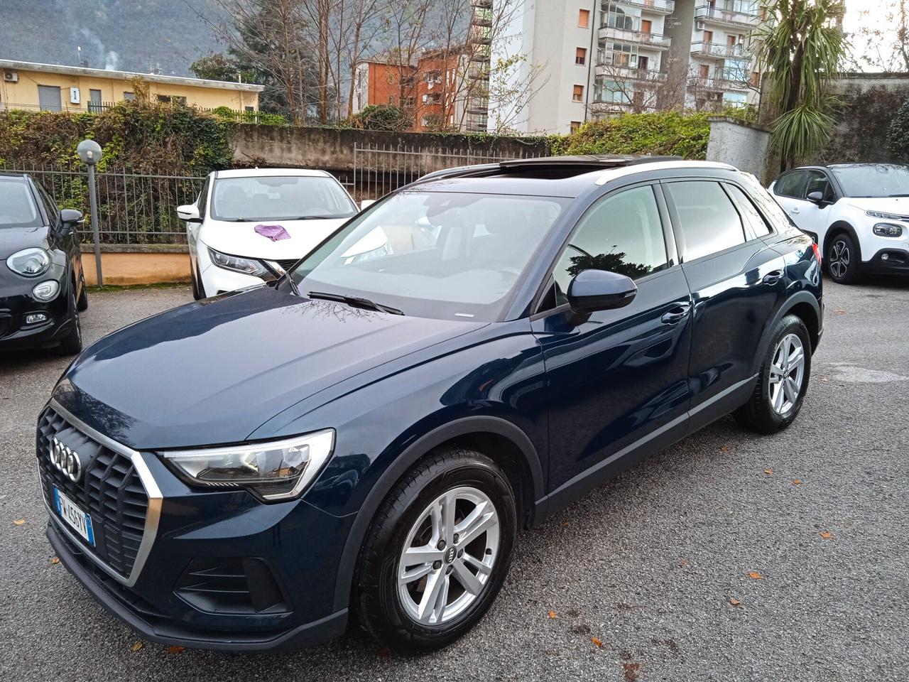 Audi Q3 35 TDI S tronic Advanced tetto apribilr elettrico.