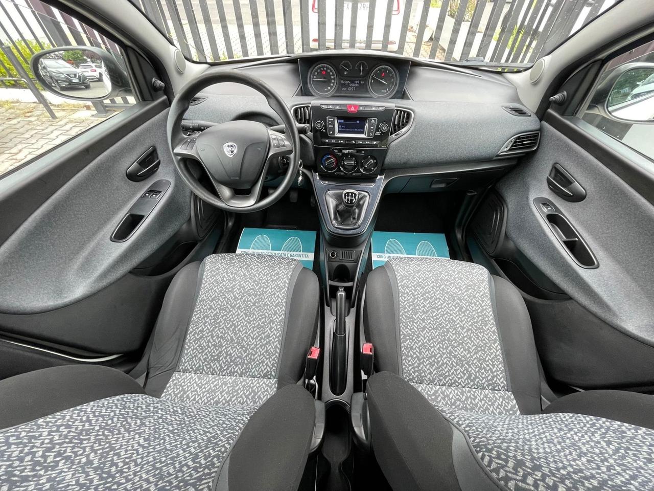 Lancia Ypsilon 1.2 69 CV 5 porte Elefantino Blu
