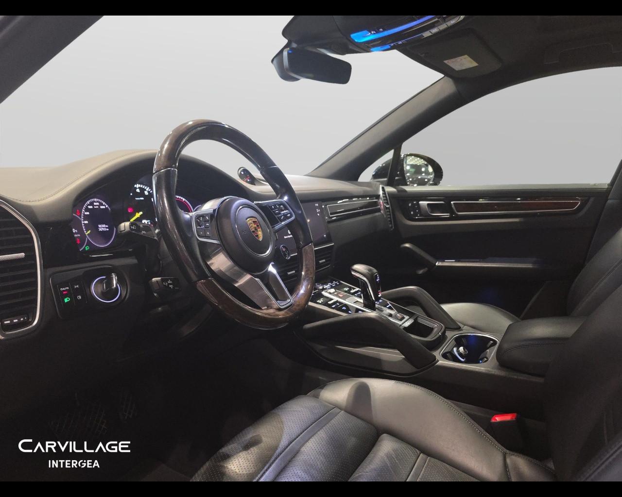 PORSCHE Cayenne Coupe 3.0 e-hybrid 5p.ti tiptro