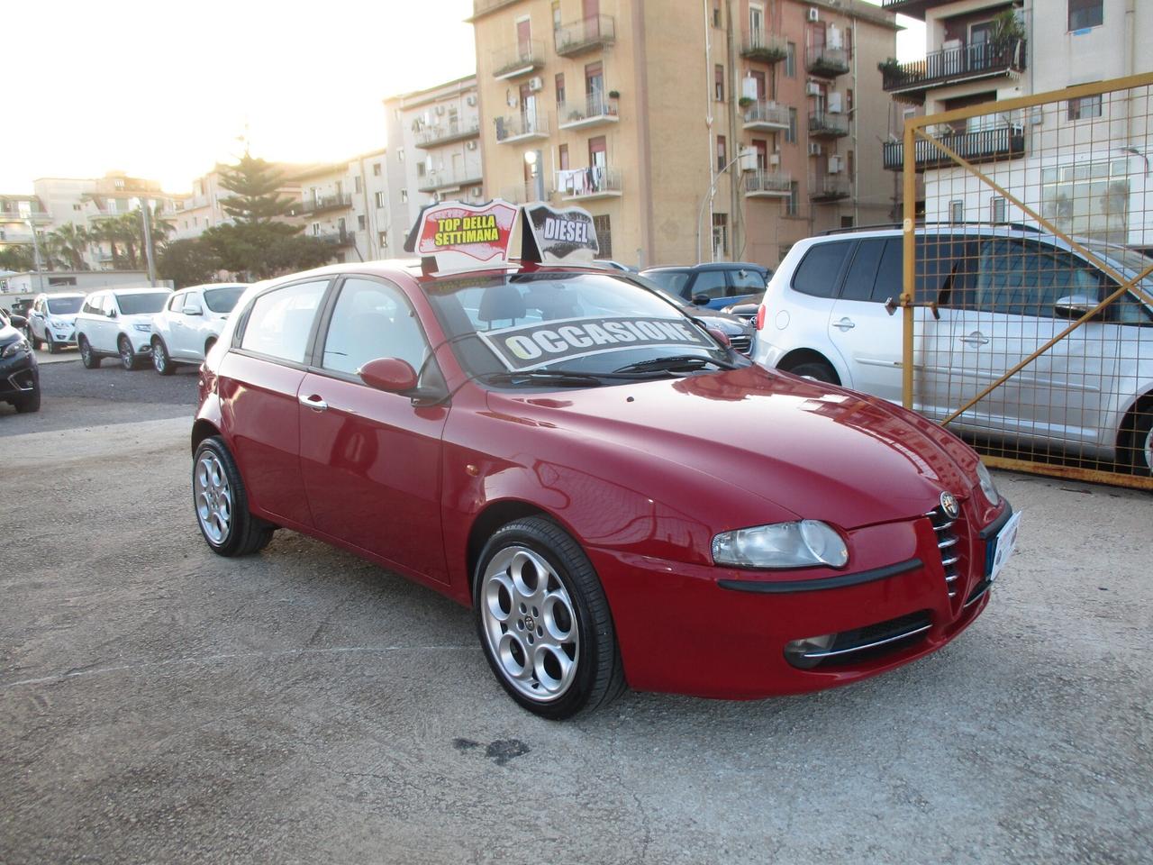 Alfa Romeo 147 1.9 JTD 115 CV MOLTO BELLA