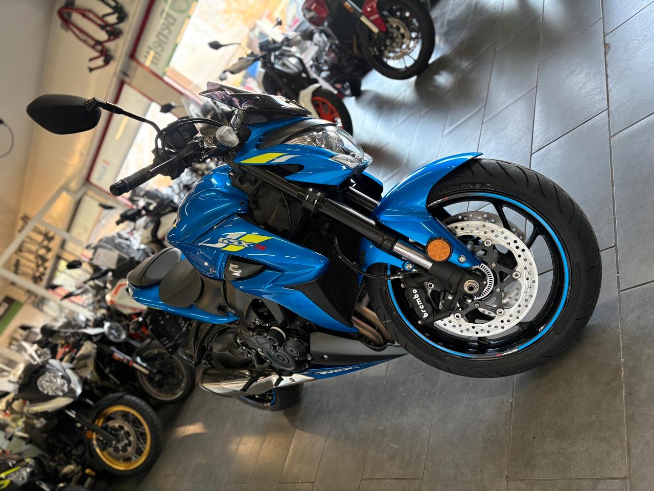 Suzuki GSX S 1000