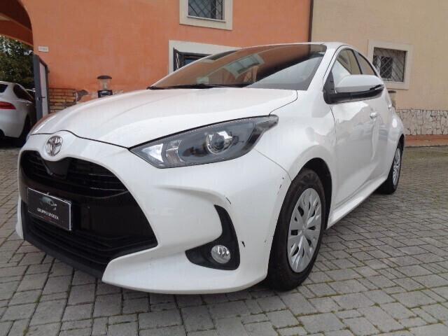 Toyota Yaris 1.0 5 porte Active NO VINCOLO FINANZIAMENTO LEGGERE NOTE