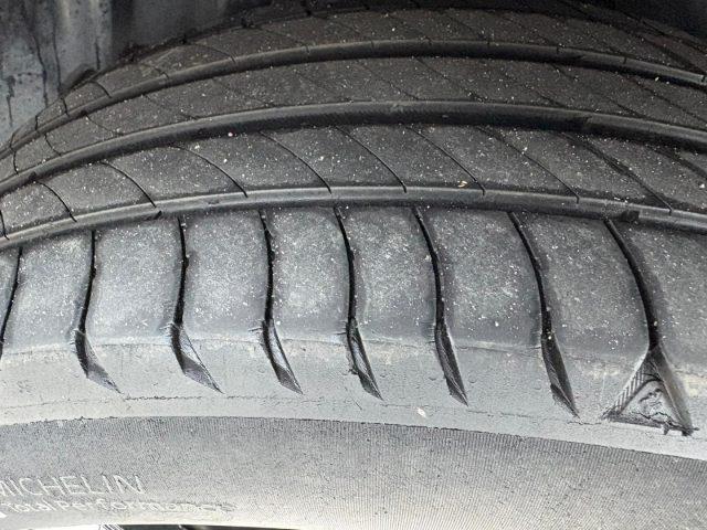 PEUGEOT 2008 BlueHDi 110 S&S Allure