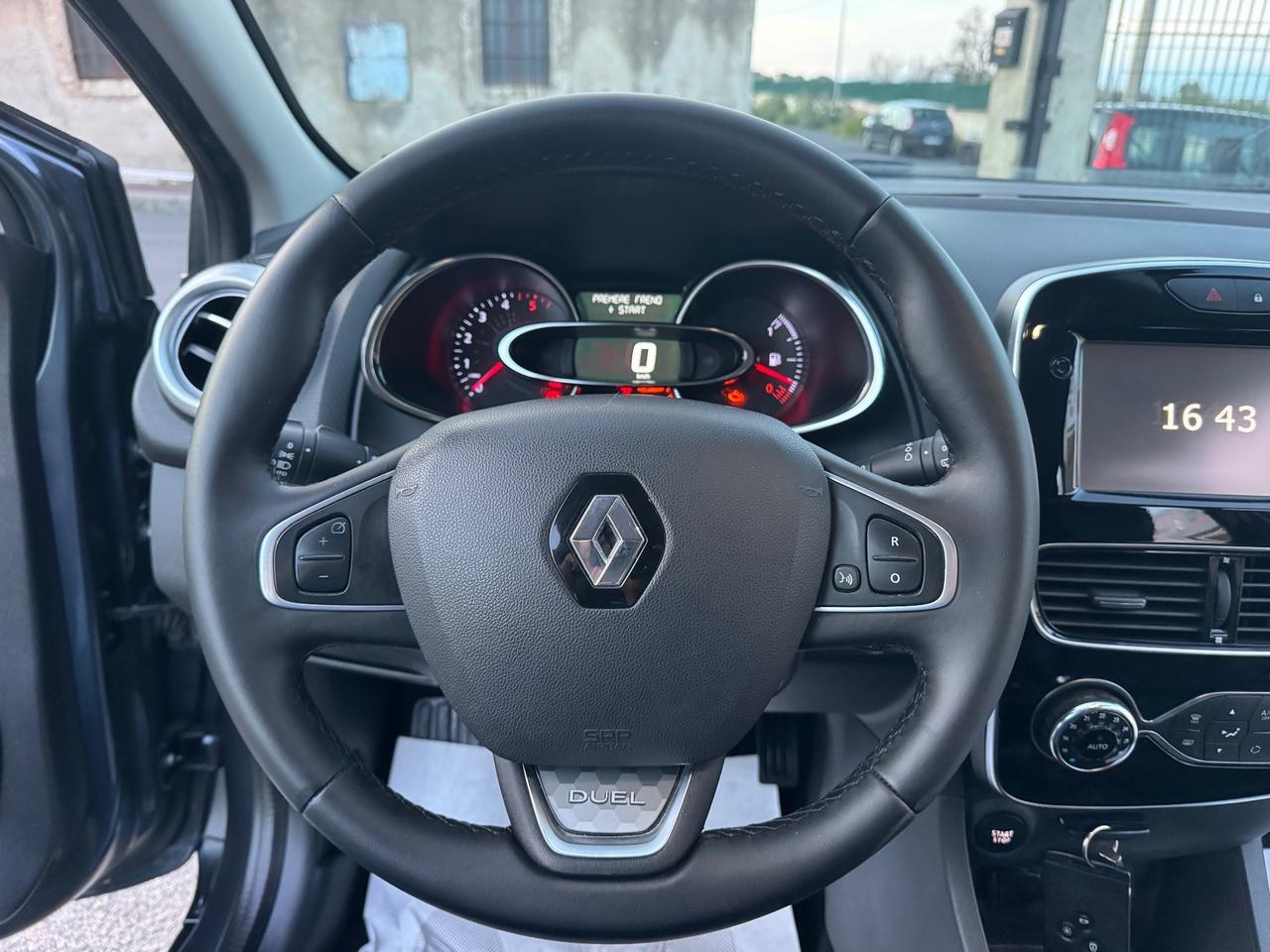 Renault Clio Sporter dCi 8V 75 CV Duel2