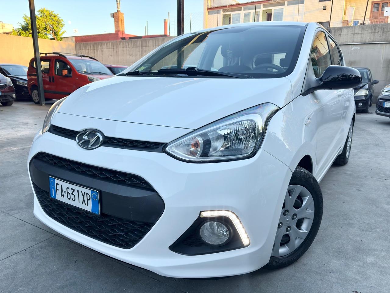 Hyundai i 10 1.0 benzina 147000km perfetta