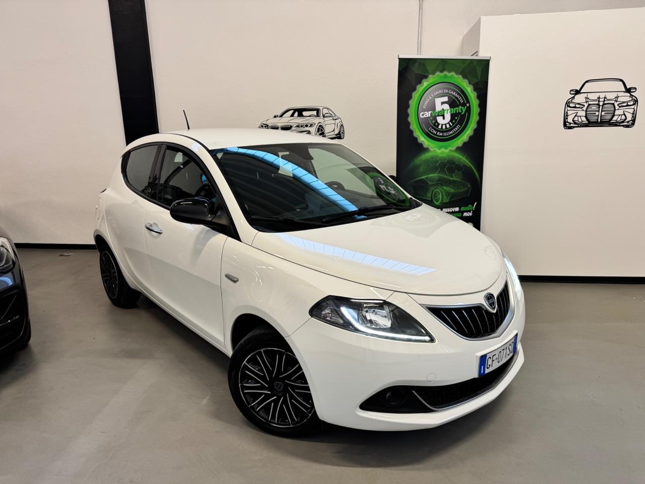 Lancia Ypsilon 1.0 FireFly 5 porte S&S Hybrid Ecochic Gold