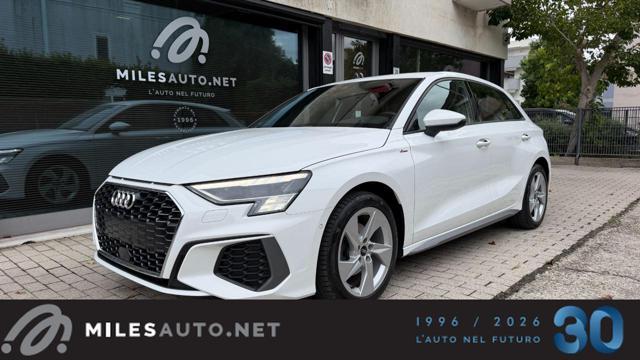 AUDI A3 30 g-tron S tronic S line Edition Matrix ACC