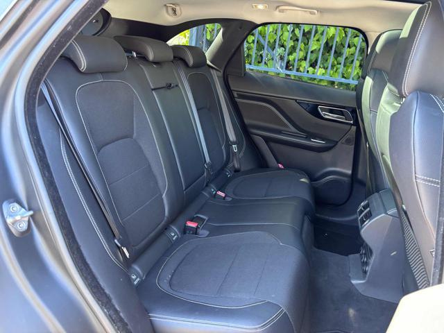 JAGUAR F-Pace 2.0 D 180 CV AWD aut. R-Sport BLACK EDITION