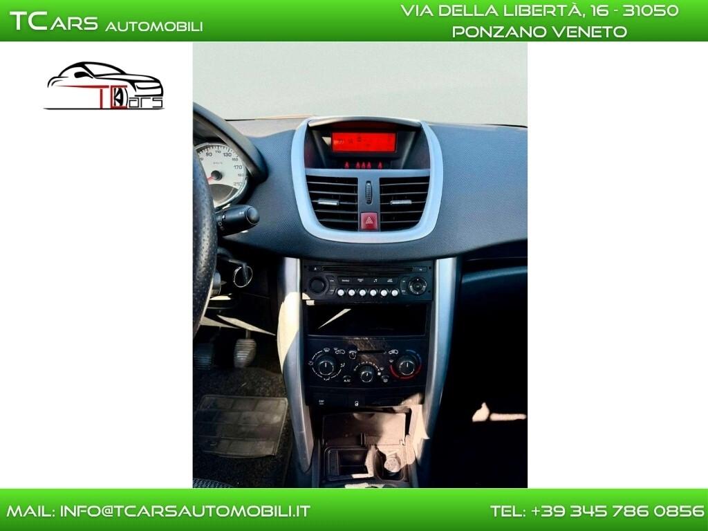 PEUGEOT 207 1.4 BENZINA - KM CERTIFICATI - 5 PORTE