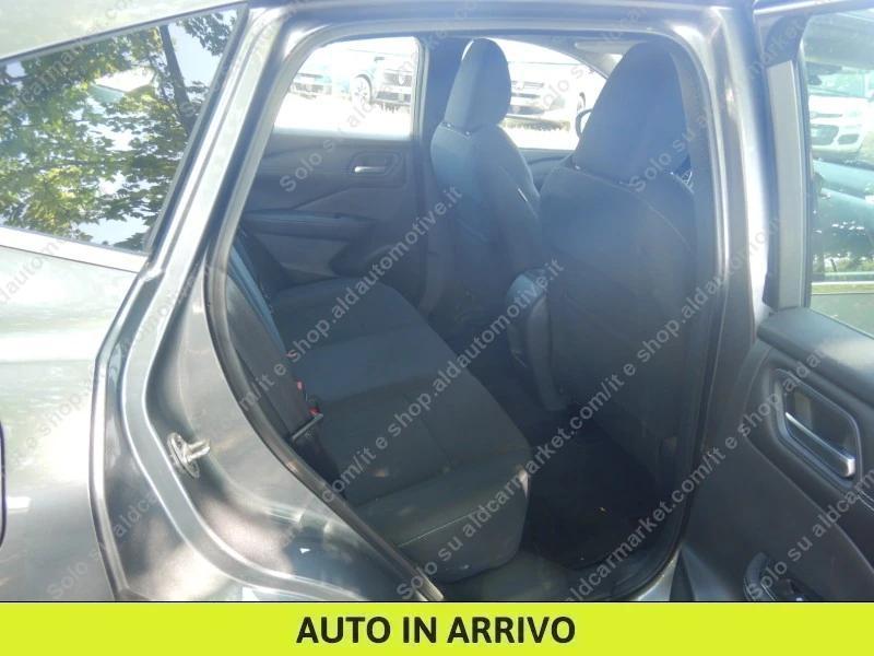 Nissan Qashqai 1.3 MILD HYBRID Business 2WD Xtronic