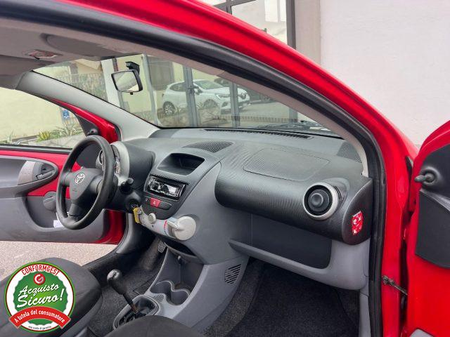 TOYOTA Aygo 1.0 12V VVT-i 3 porte Sol - PER NEOPATENTATO -