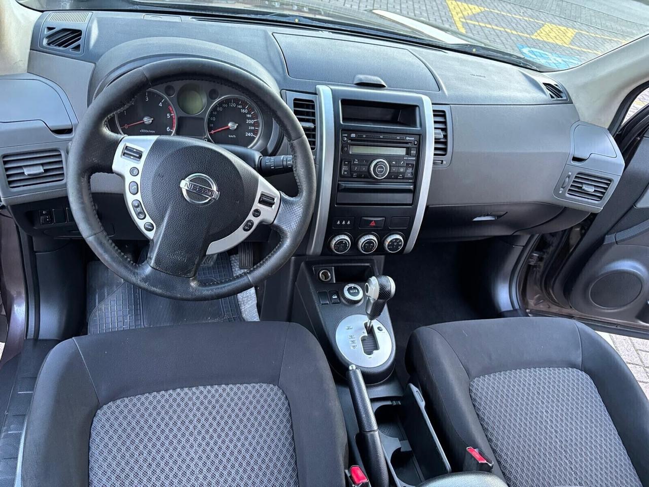 Nissan X-Trail 2.0 dCi 150CV LE Cel. 4x4 Cambio automatico 393 690 2051