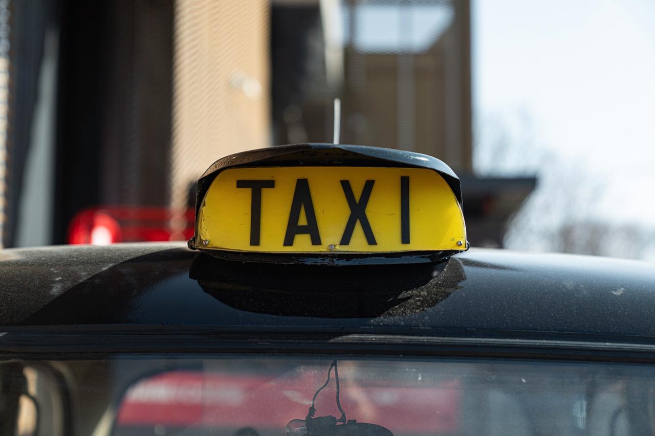 Austin FX4 "LONDON TAXI" - AUS00014
