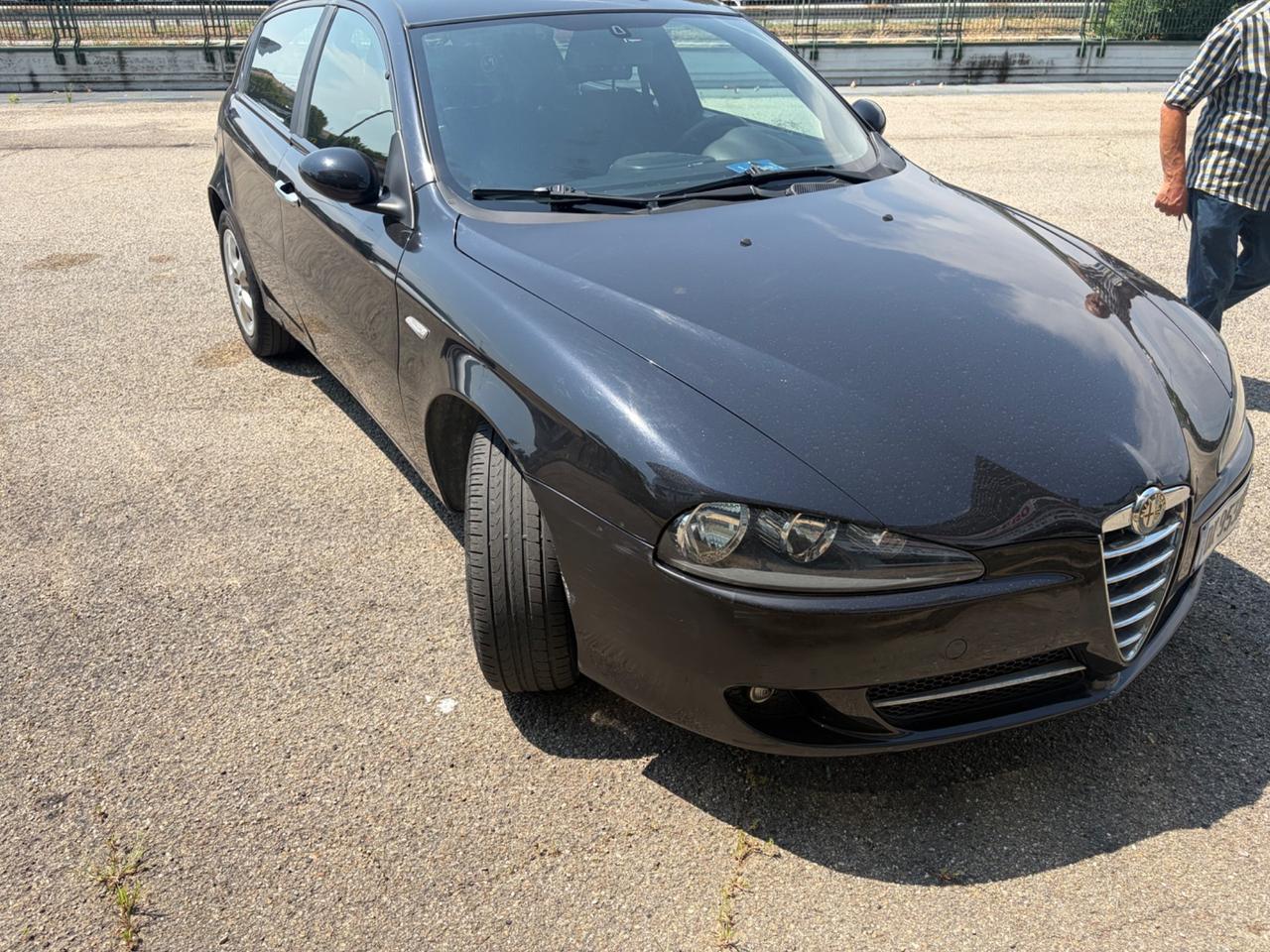 Alfa Romeo 147 1.9 JTD M-JET 16V 5 porte Dist.