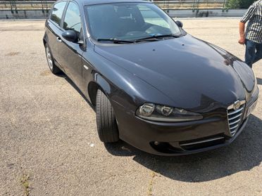 Alfa Romeo 147 1.9 JTD M-JET 16V 5 porte Dist.