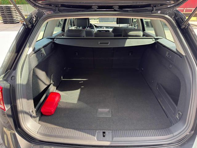 VOLKSWAGEN Passat Variant 2.0 TDI SCR 122 CV EVO DSG Business