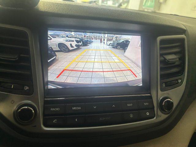 HYUNDAI Tucson 1.7 CRDi XPossible EURO6B - NAVI E RETROC.
