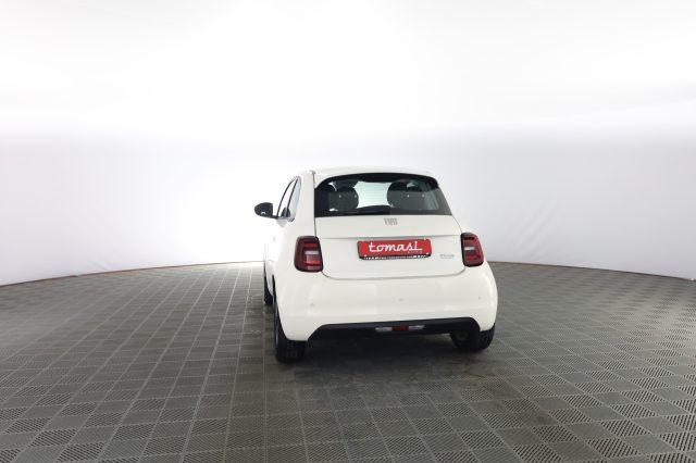 FIAT 500e 500 Icon + Berlina