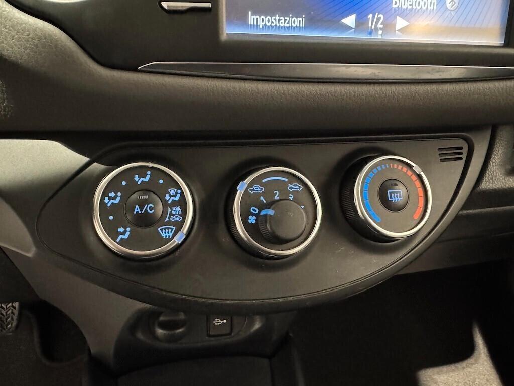 Toyota Yaris 1.0 5 porte Active