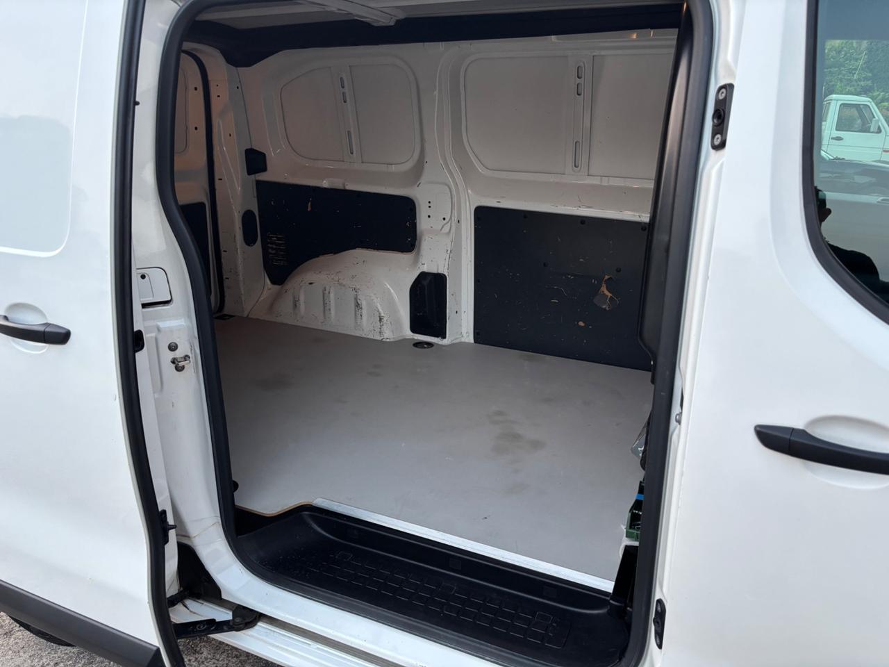 Opel Vivaro 1.5 Diesel 100CV. Garanzia 12 mesi