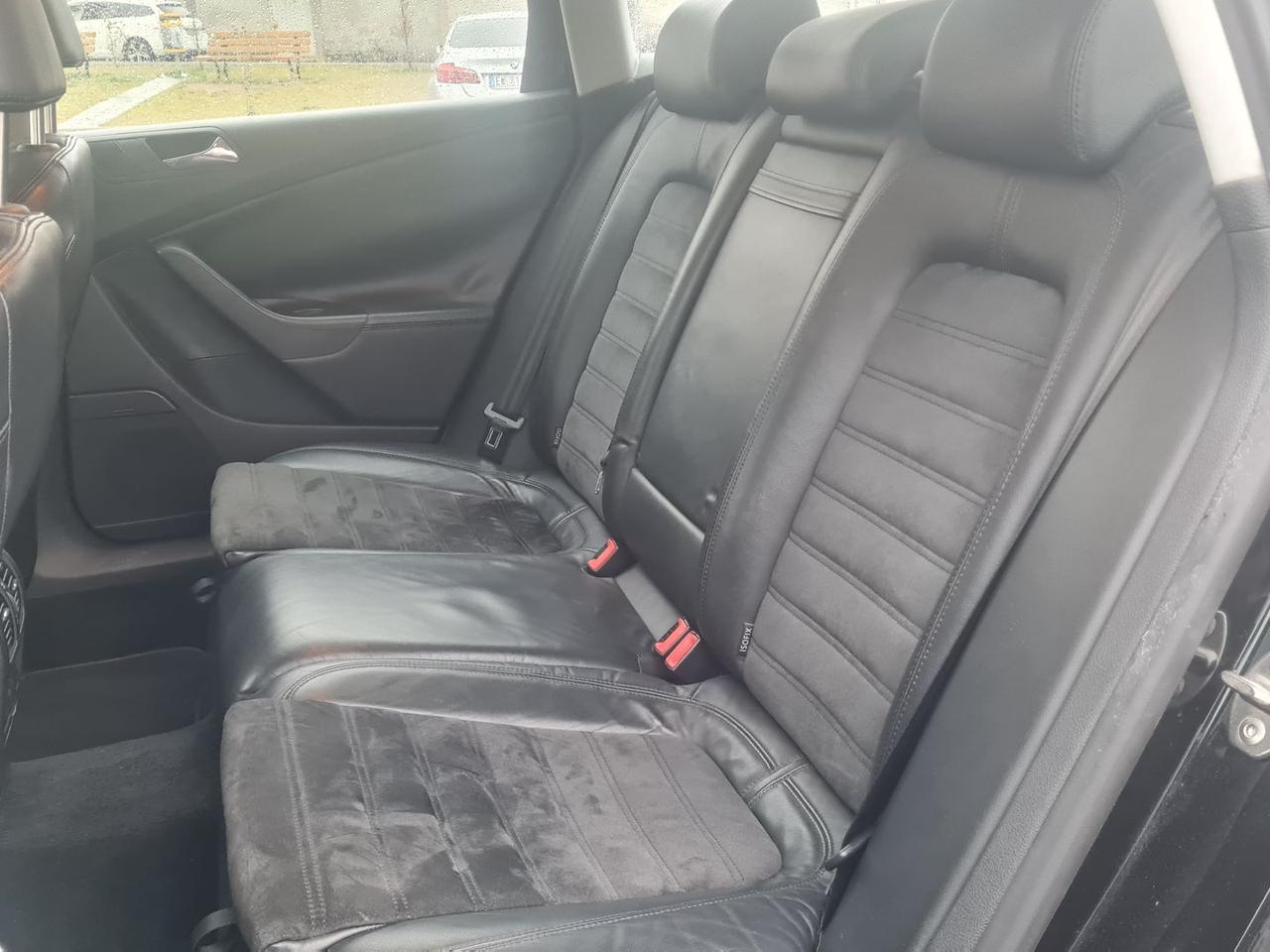 Volkswagen Passat 2.0 FSI Highline #8836