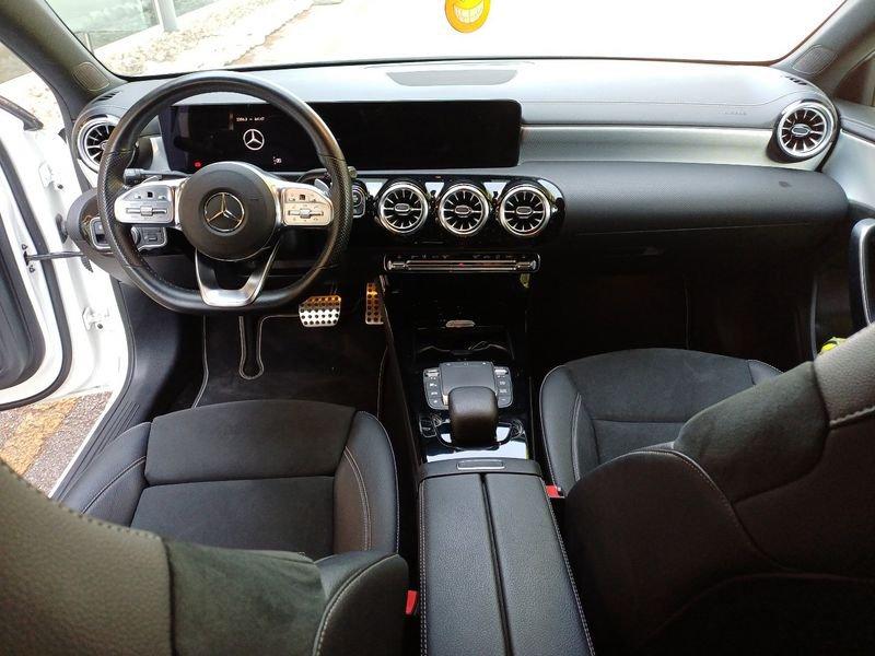 Mercedes-Benz Classe A A 180 d Automatic Premium Night Edition