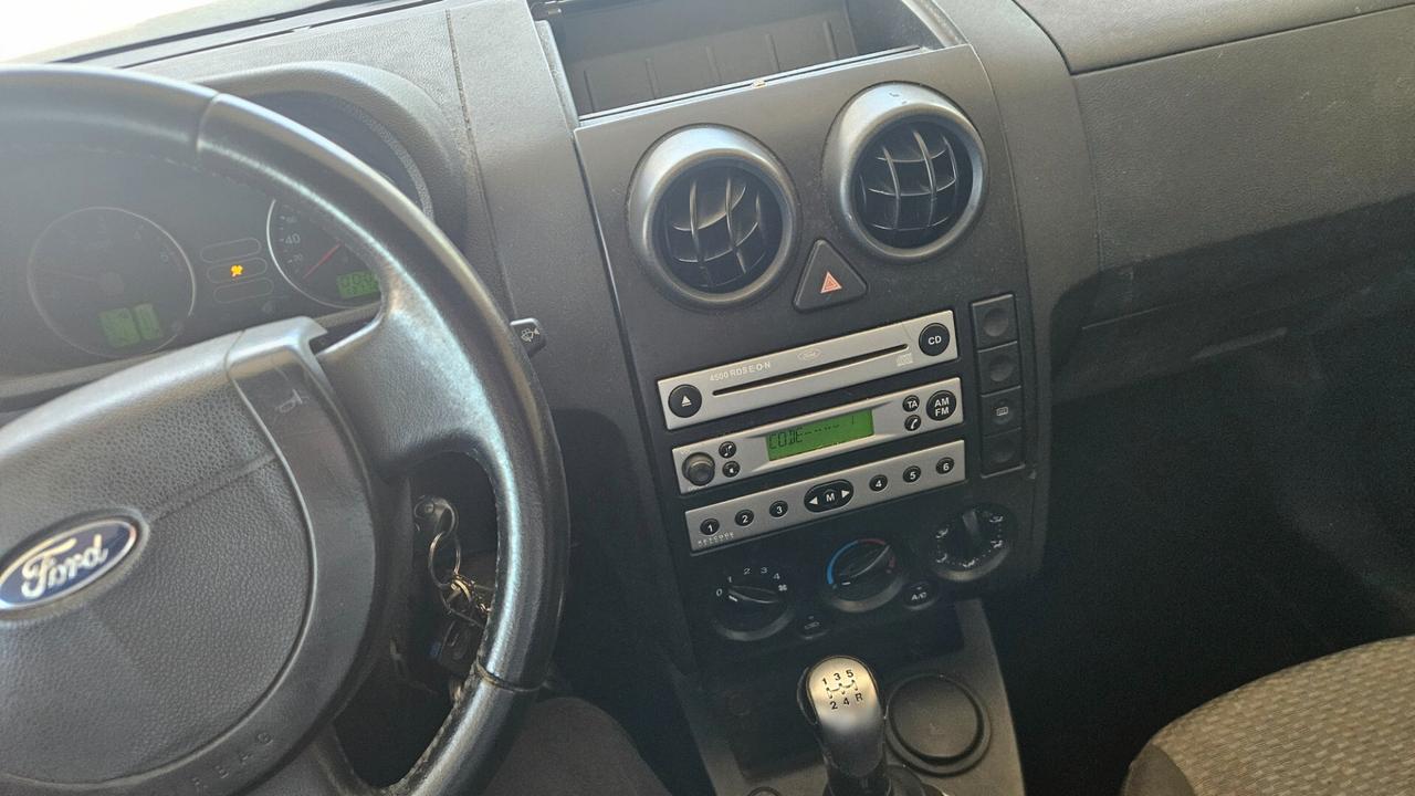 Ford Fusion 1.4 TDCi 5p. Collection