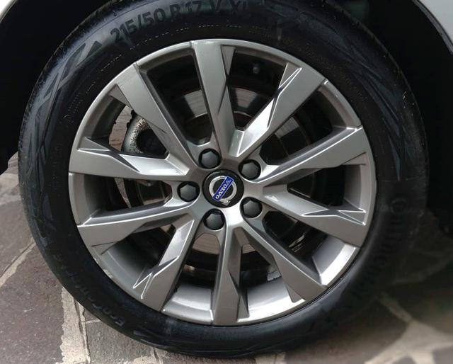 VOLVO V60 D3 Momentum