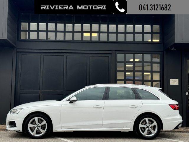 AUDI A4 Avant 30 TDI/136 CV S tronic Business Advanced