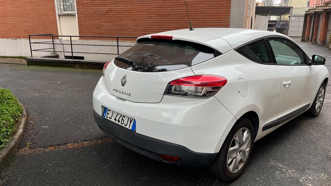 Renault Megane Mégane Coupé 1.6 Wave Edition