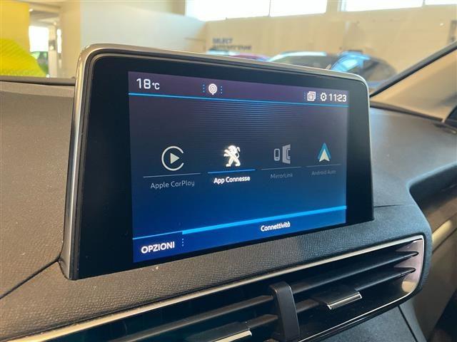 PEUGEOT 3008 1.2 PureTech Turbo Allure S&S my18