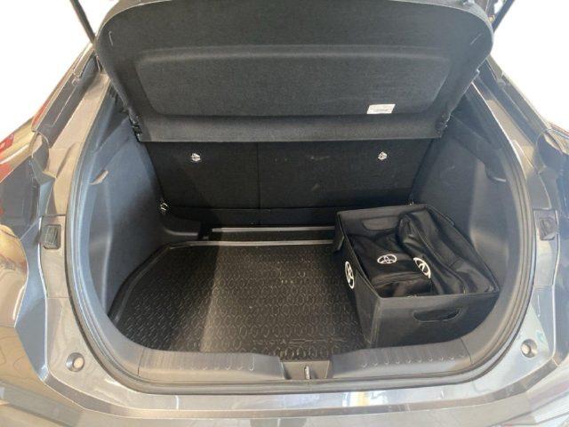 TOYOTA C-HR 1.8 Hybrid E-CVT Trend