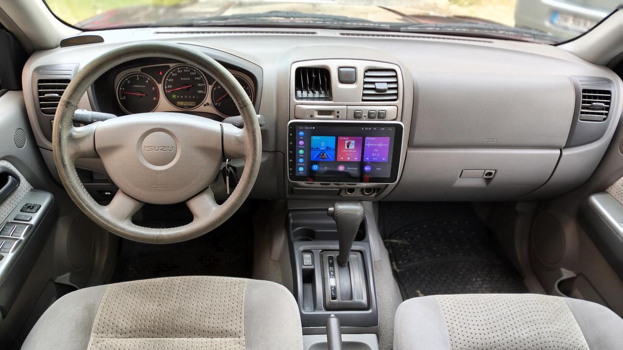 Isuzu D-Max 3.0 TD Aut+Gancio traino