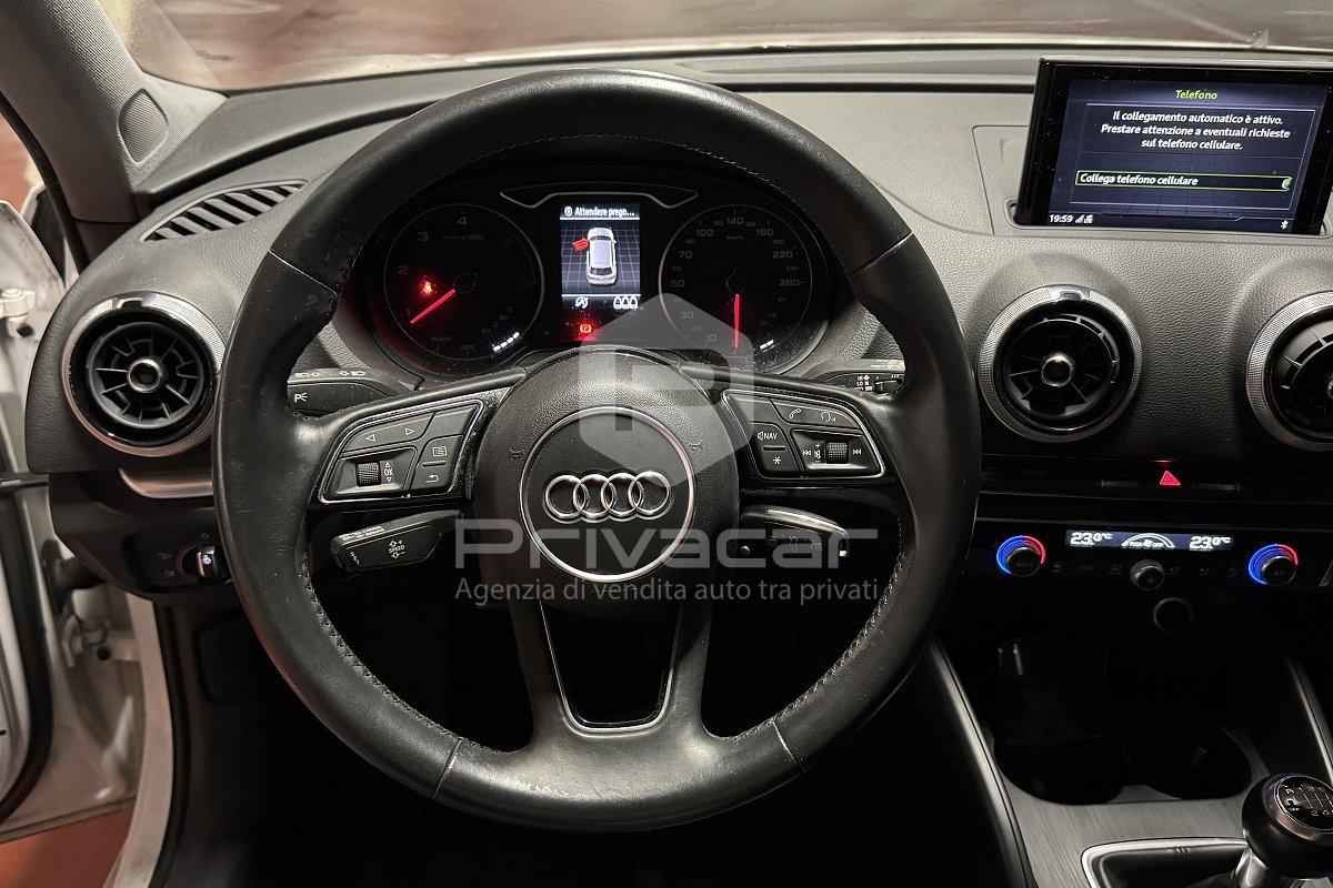 AUDI A3 SPB 1.6 TDI 116 CV Business