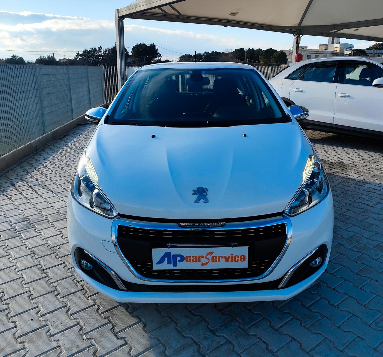 Peugeot 208 BlueHDi 75 5 porte Allure
