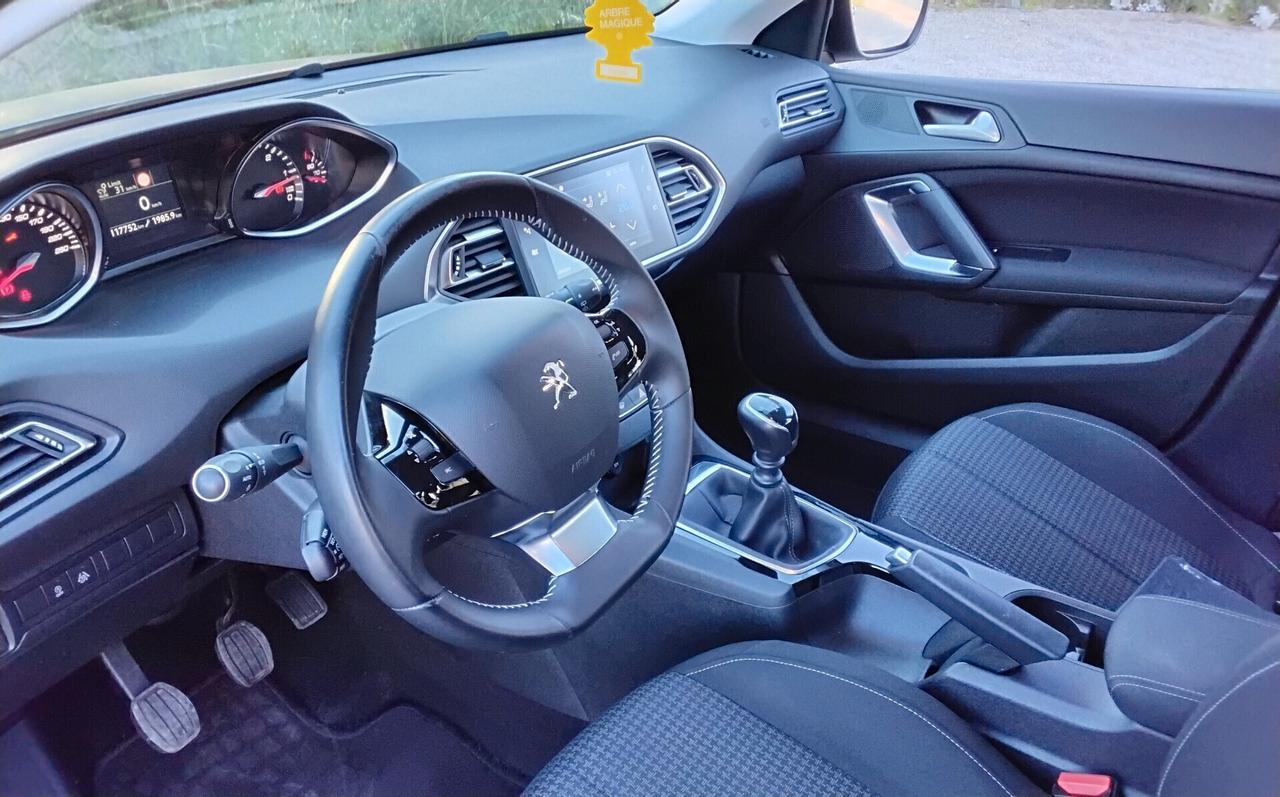 Peugeot 308 BlueHDi 100 S&S SW Active