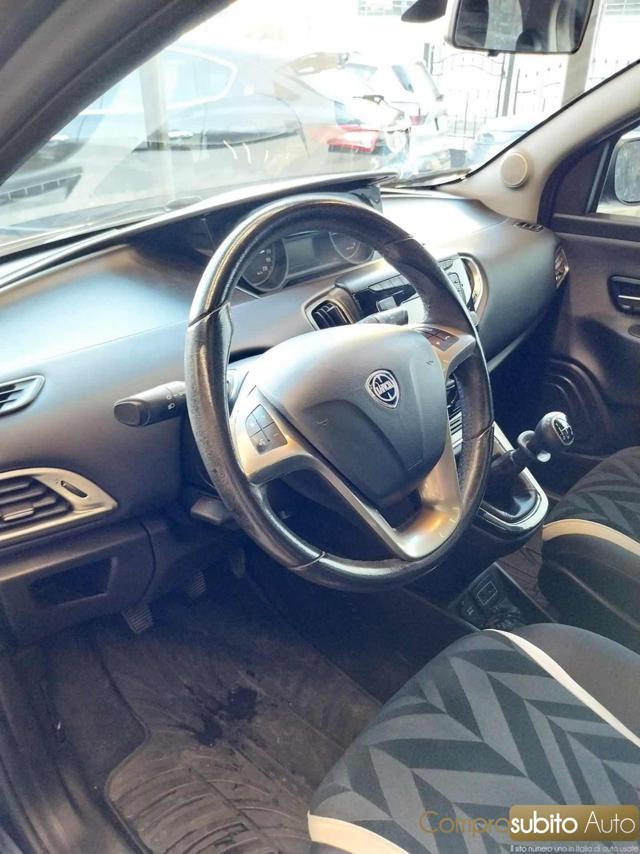 LANCIA Ypsilon 1.2 69 CV GPL Platinum