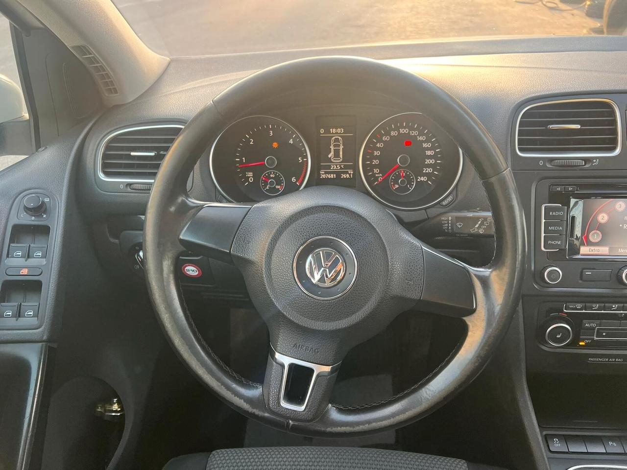 Volkswagen Golf 1.6 TDI Highline