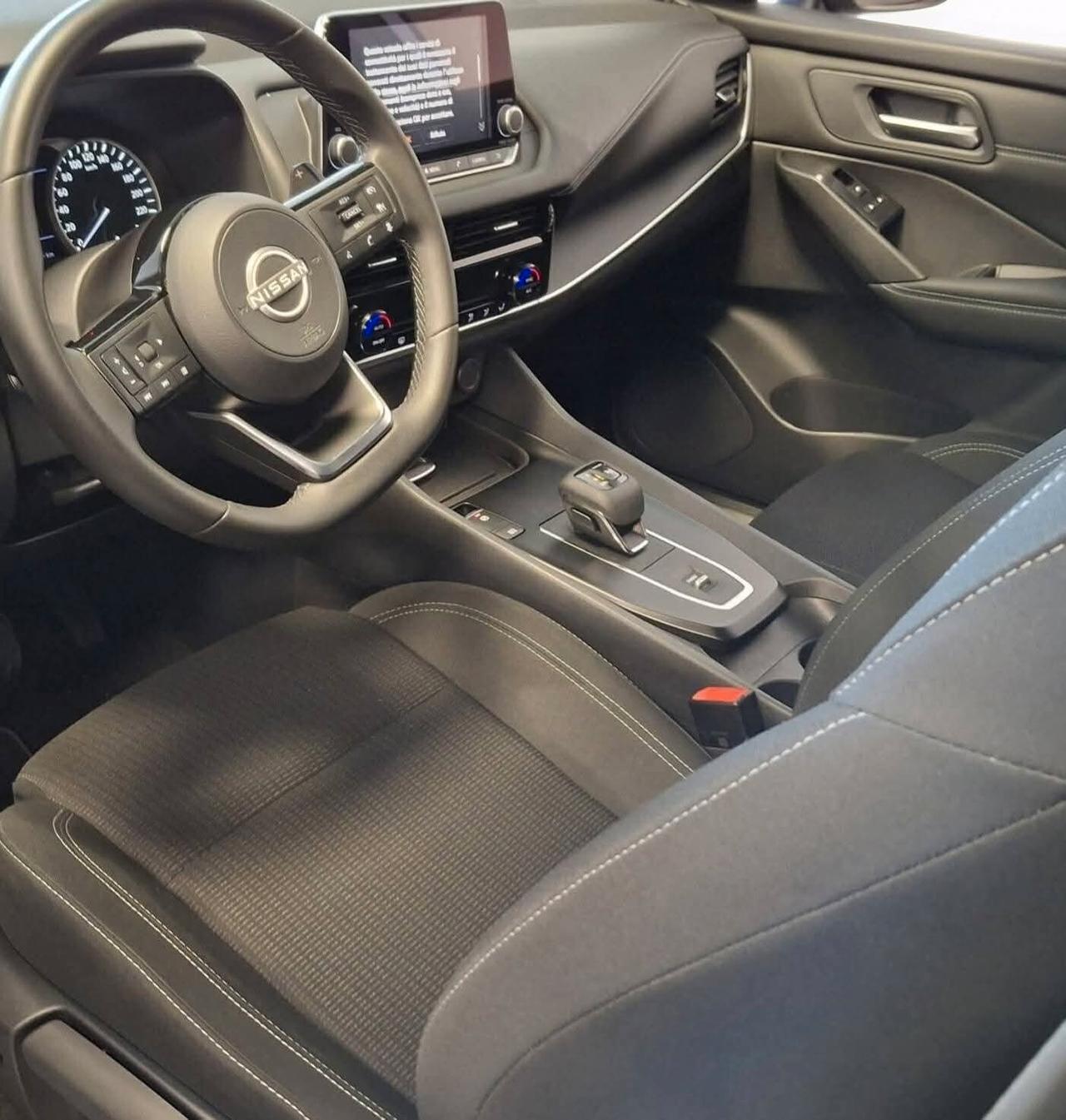 Nissan Qashqai Hybrid 158cv full optional
