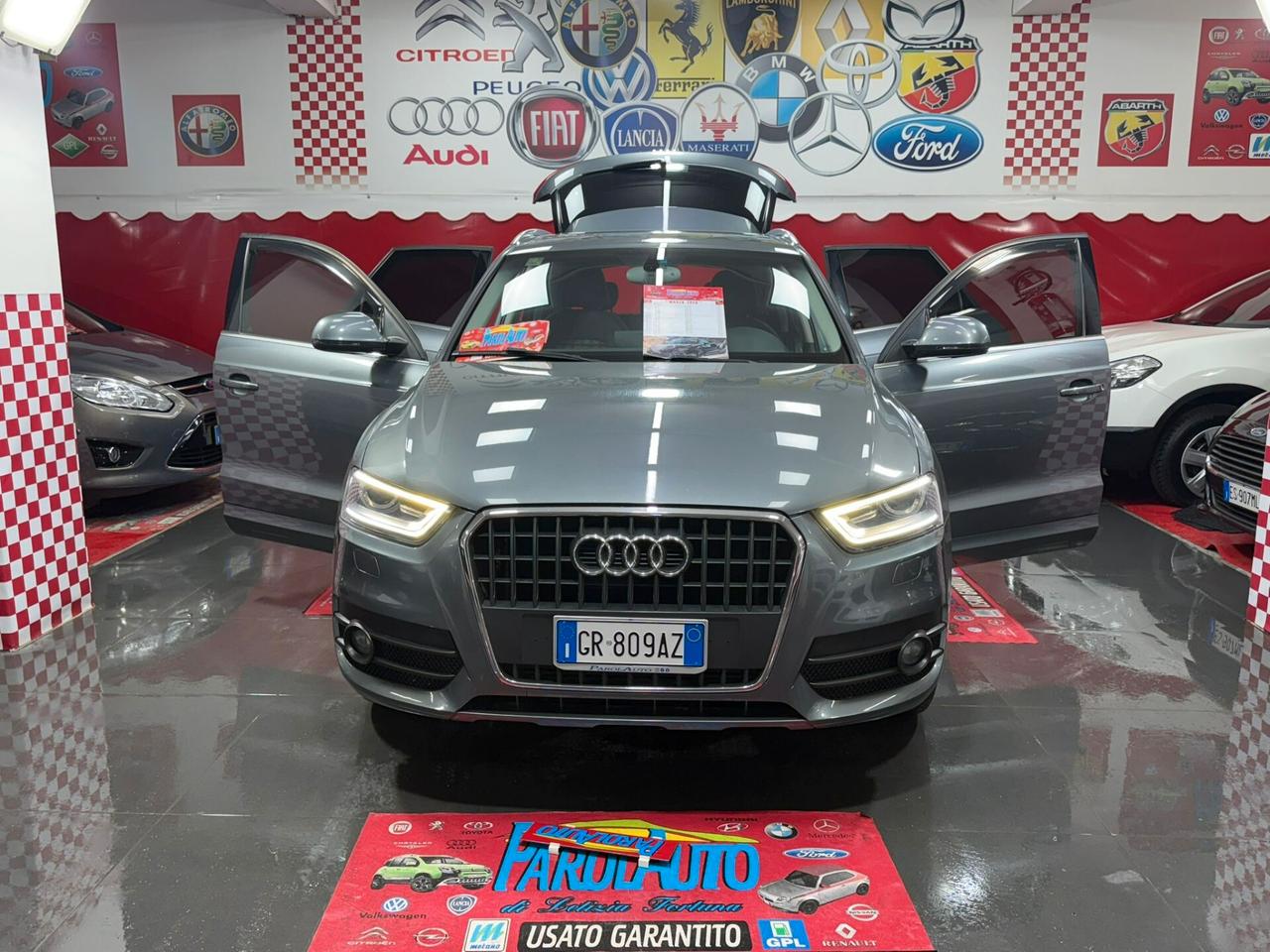 Audi Q3 2.0 TDI 140cv S-LINE - 2012