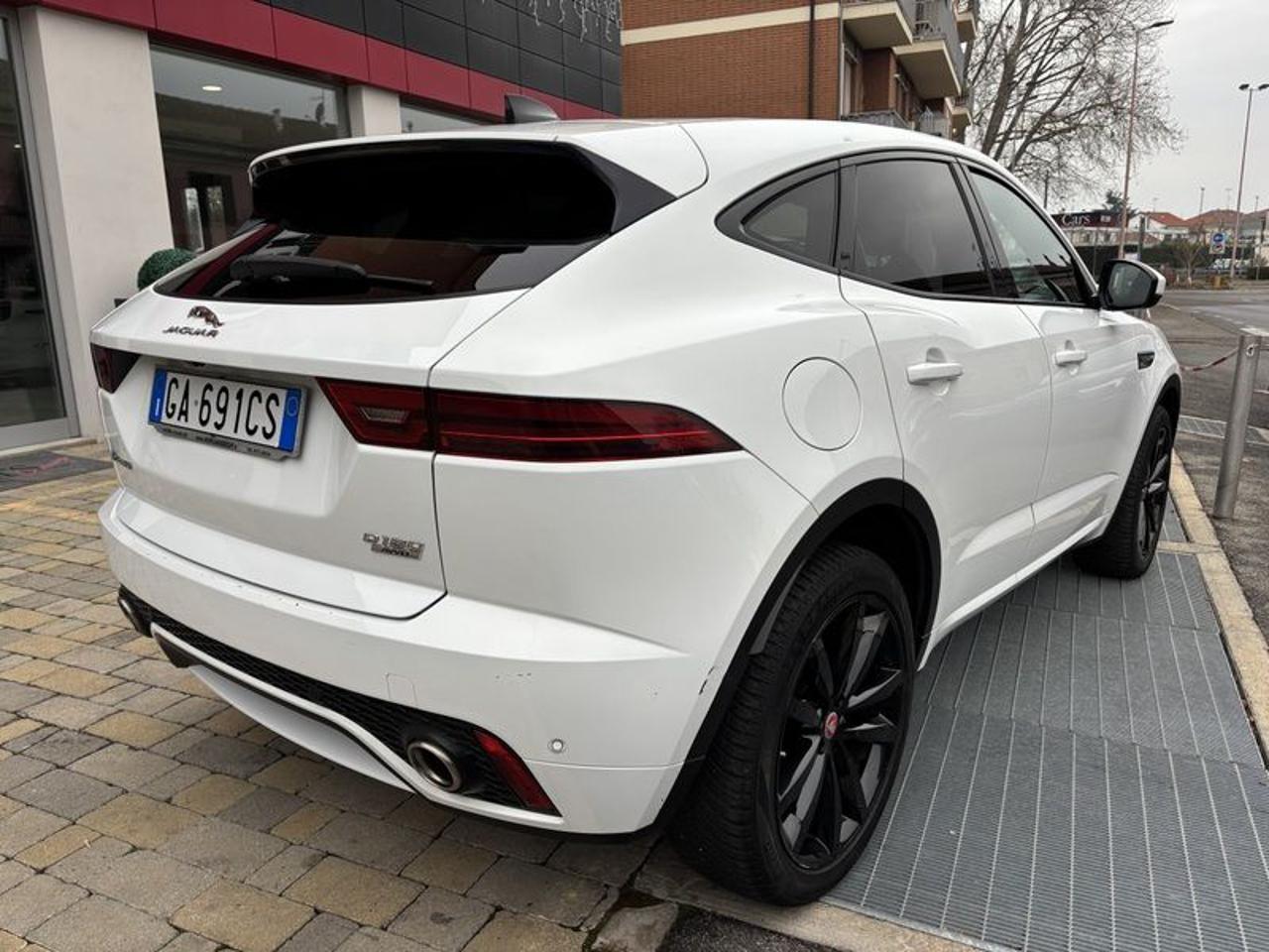 Jaguar E-Pace 2.0D 180 CV AWD aut. R-Dynamic SE