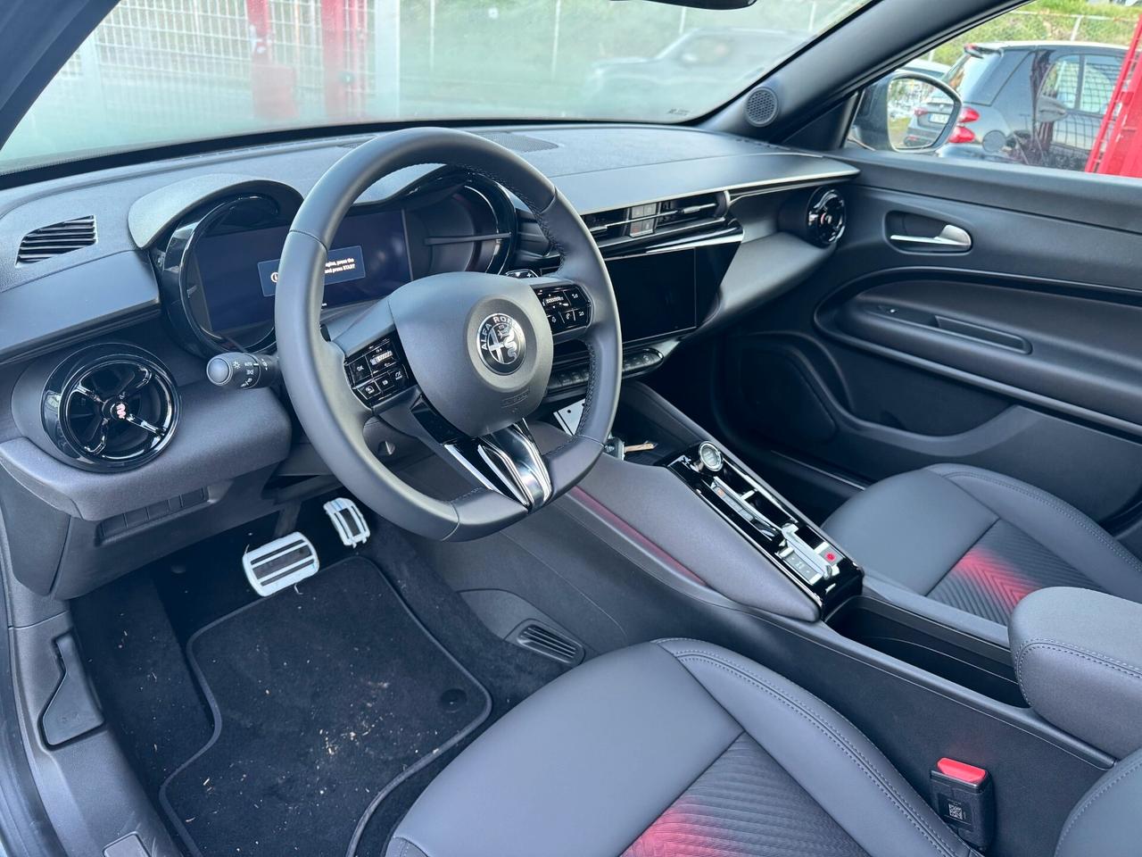 Alfa Romeo Junior 1.2cc Hybrid 145cv eDCT6 Speciale