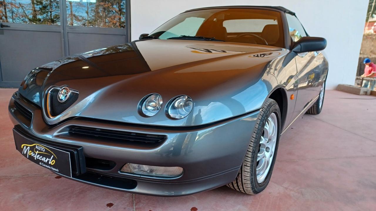 Alfa Romeo GTV Spider 2.0i 16V Twin Spark cat L