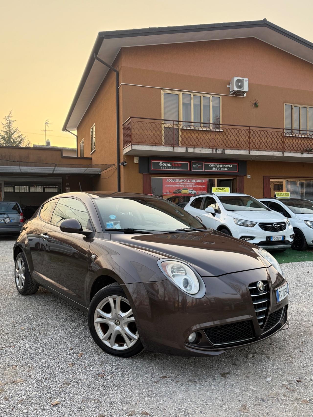 Alfa Romeo MiTo 1.4 105 CV M.air S&S Distinctive Sport Pack