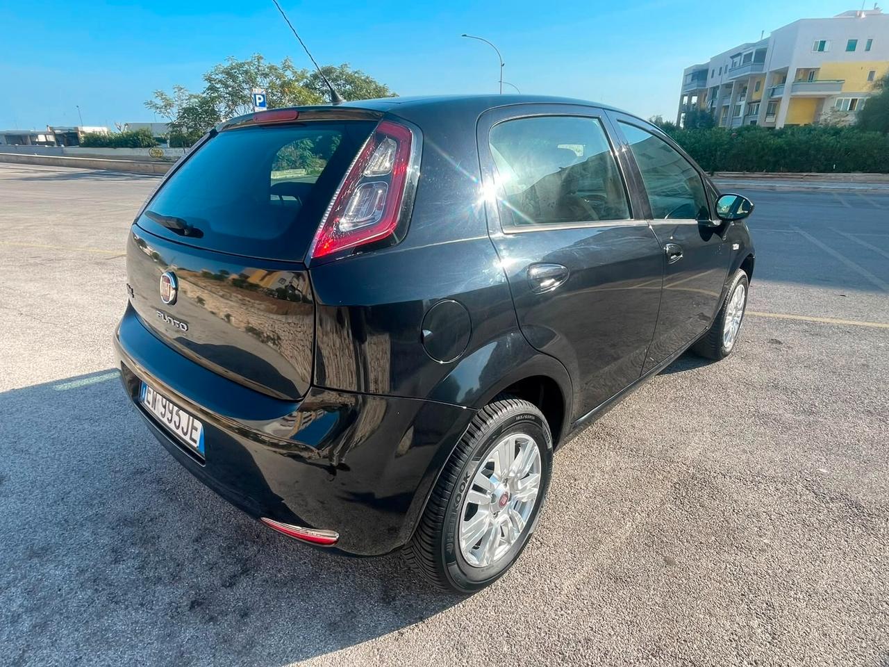 Fiat Punto 1.4 8V 5 porte Natural Power Street