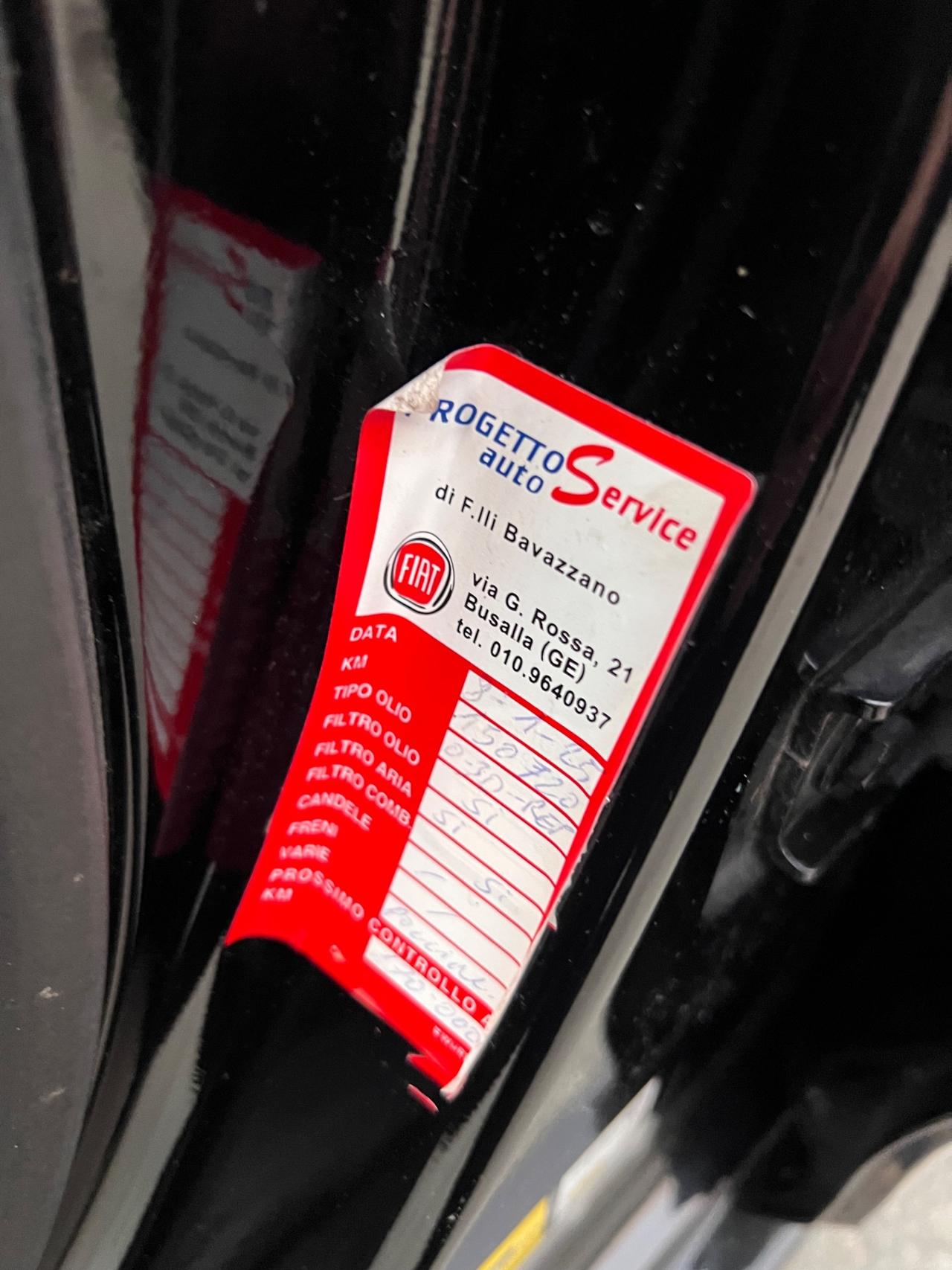 Peugeot 2008 1.6 e-HDi 92 CV Stop&Start Urban Cross