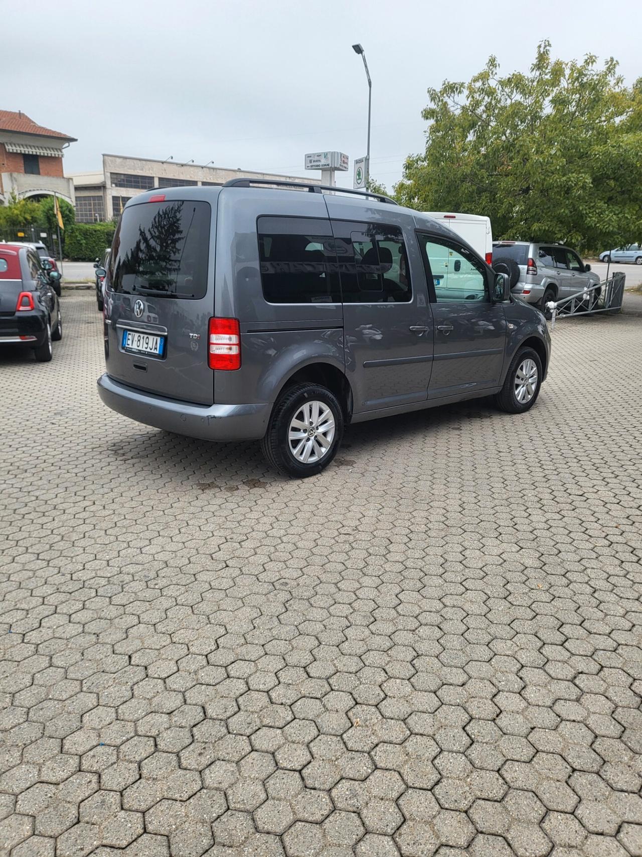 Volkswagen Caddy 1.6 TDI 102 CV 5p. Highline