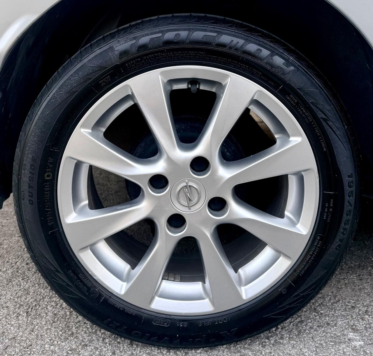 Opel Corsa 1.2 75 CV Edition MT5