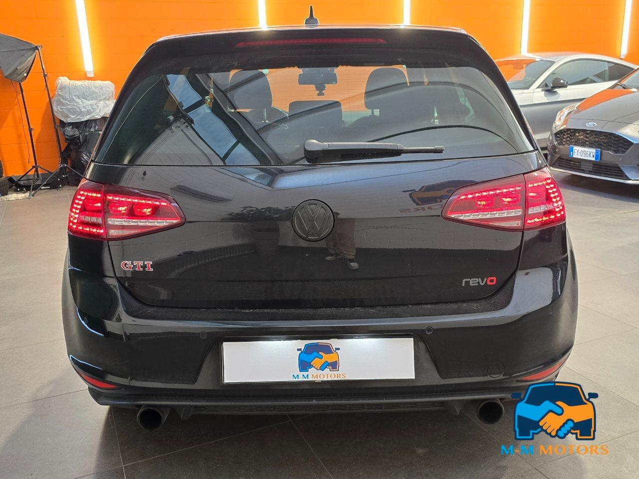 Volkswagen Golf GTI